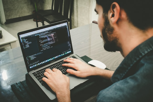 React vs. Vue vs. Angular: Which Framework Should You Choose?